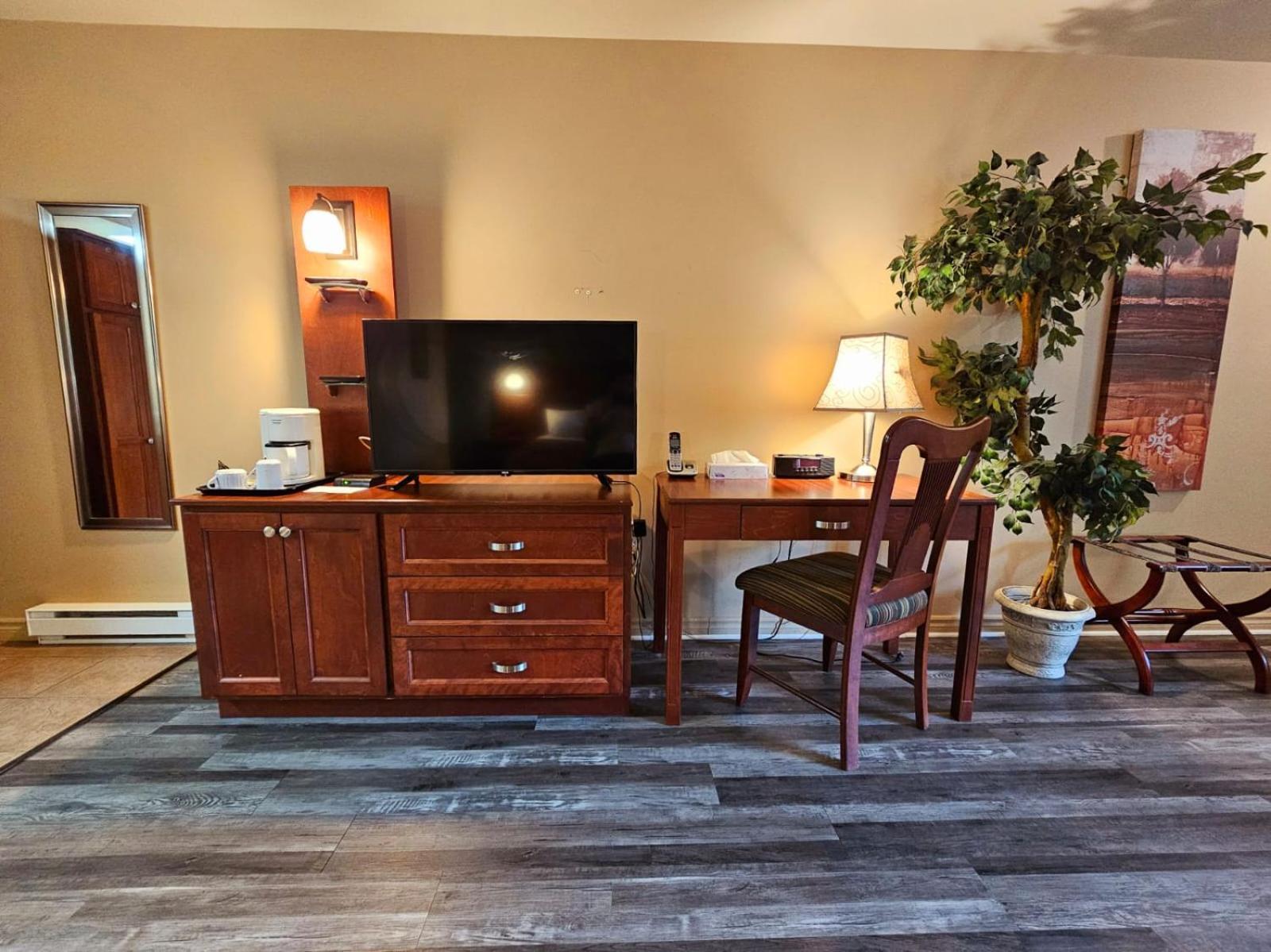Hotel-Motel Drummond Drummondville Szoba fotó